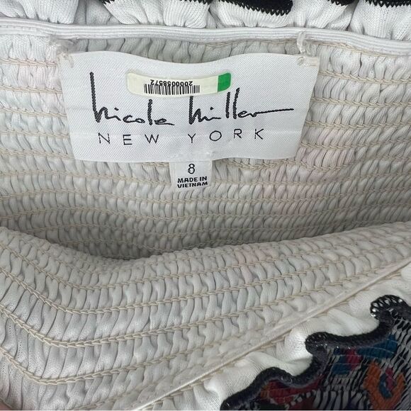 Nicole Miller New York Off-Shoulder Smocked Floral dress - Size 8 - Picture 6 of 7